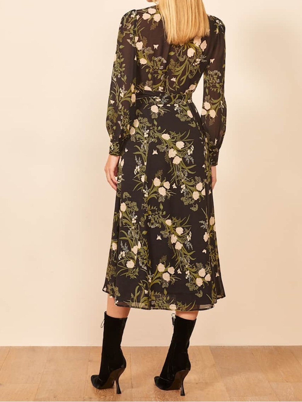 Reformation Susanna dress - Picture 2 of 14